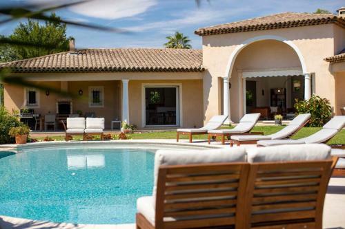 Villa Neo-proven�ale Vue Panoramique