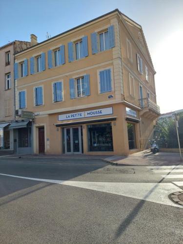 Saint Raphael's Apartment