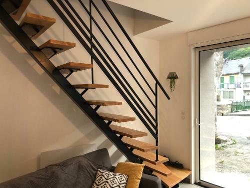 Jolie Maison de Ville En Bord de Neste 8/9 Pers