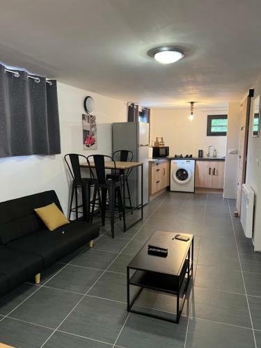 Apartamento Rez de Villa Avec Ext�rieur Et Plancha