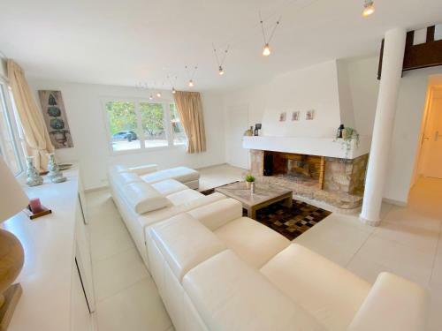Villa De Luxe � 30 Min Des Plages