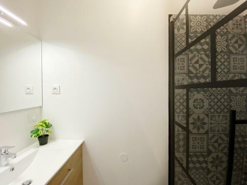Apartamento Hypercentre 5 Toulouse : Beau Studio Avec Chemin�e
