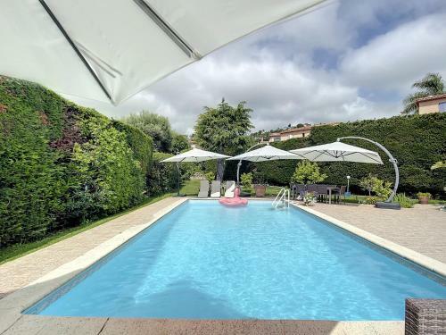 Villa - Piscine - Standing- Vue Mer-golfe Juan