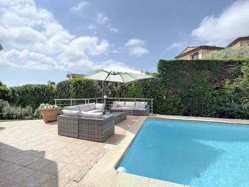 Villa - Piscine - Standing- Vue Mer-golfe Juan