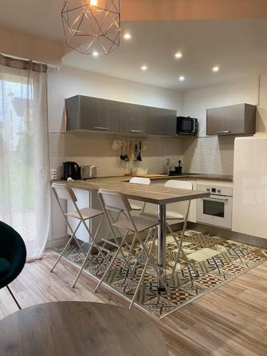 Apartamento Le Roosevelt - Proche Centre - Parking Priv�