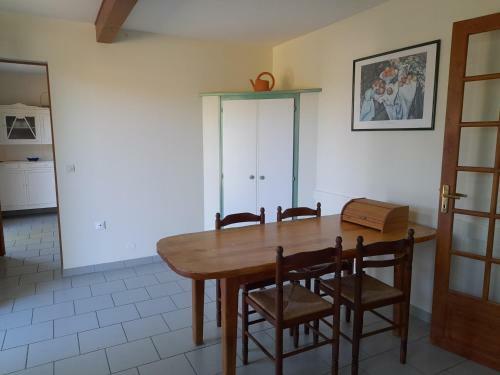 Villa Familiale de 200m2 Avec Grand Jardin Clos