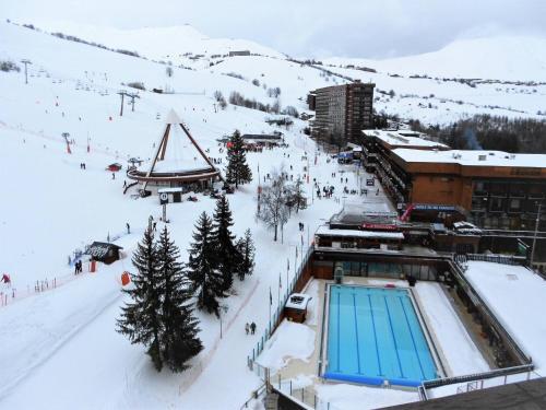 Apartamento Studio Le Corbier, 1 Pi�ce, 4 Personnes - Fr-1-267-207