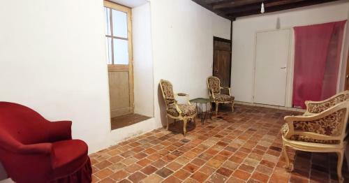 Ancien H�tel Particulier Avec Patio