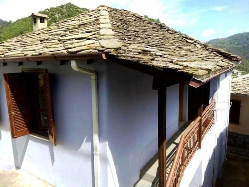 Meni's Traditional Home