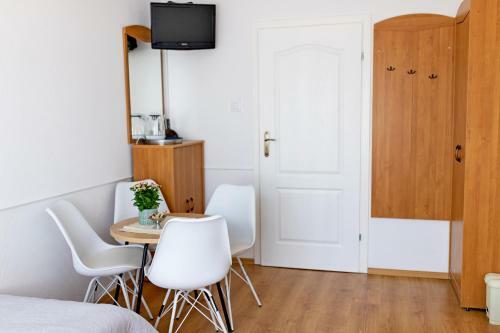 Hostal Pod Anio?em