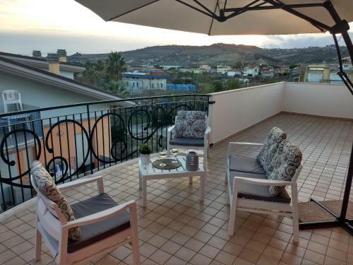 Apartamento Seafront And Mountain View Penthouse