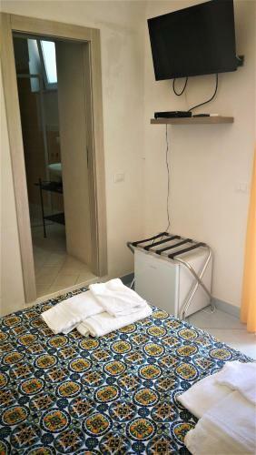 Hostal Visitponza - La Casa Di Eolo