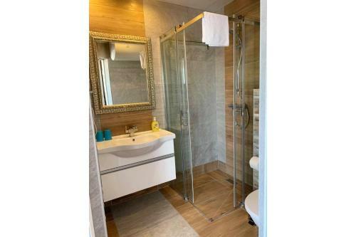 Apartamento Royal Blue Przy Samym Morzu Pla?y