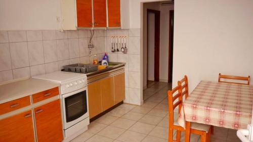 Apartments Davor