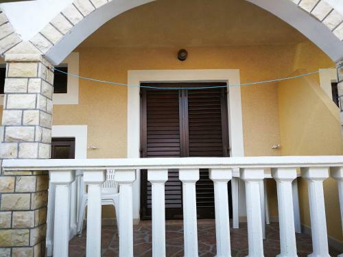 Apartments Davor