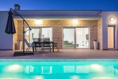 Villa Holiday Home Gabriella
