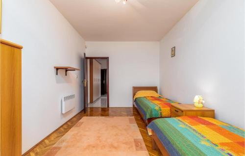 Amazing Home In Premantura With 5 Bedrooms