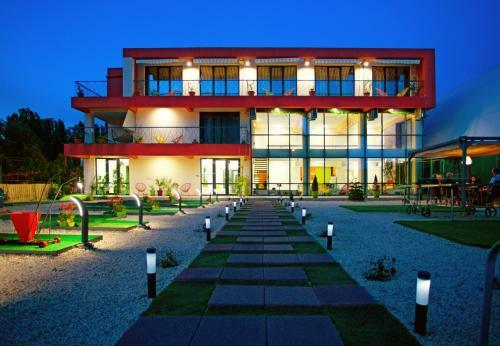 Hotel Complex Break