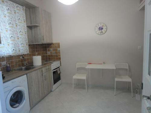 Yialos Apartments