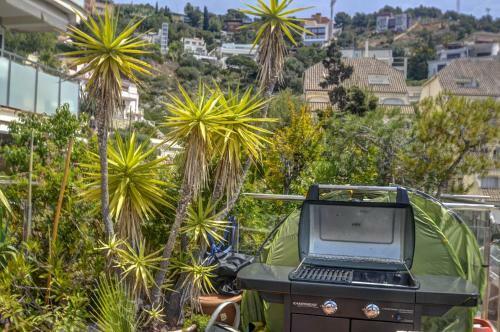 Apartamento Tropical Terrace With Sea Views By Hello Homes Sitges