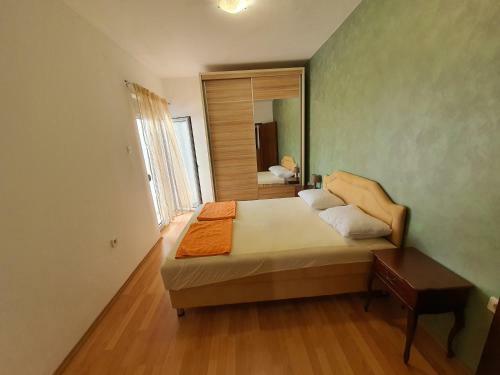 Gemma Di Cattaro Apartments