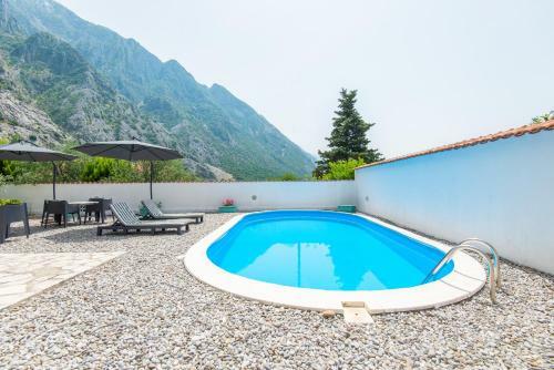 Gemma Di Cattaro Apartments