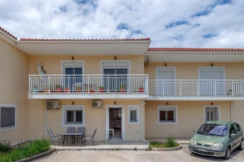 Lagadi Apartment 1