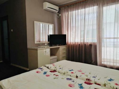Hostal ????????
