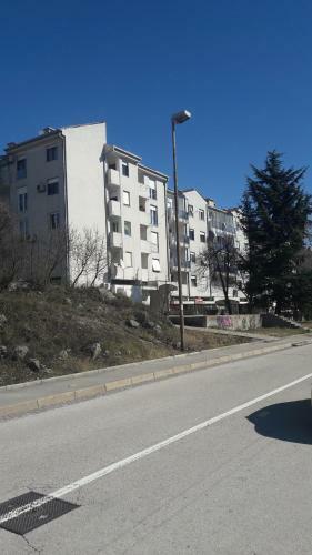 Apartman U Zgradi "rita"