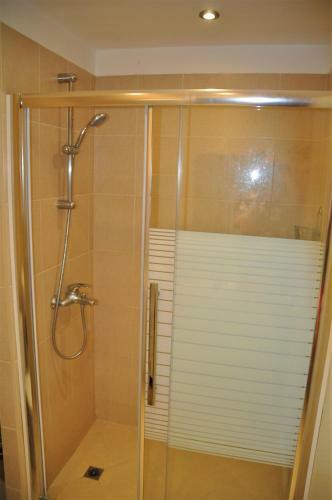 Private Apartment In Green Life Beach Resort