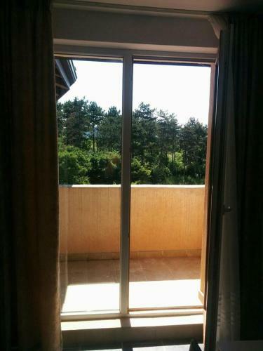 Hostal Limani Guest House