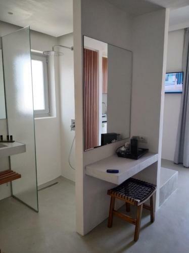 Wabi Luxury Suites & Maisonettes Ios