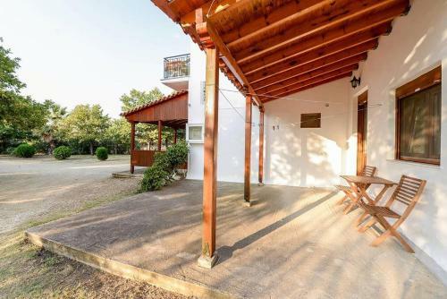 Hostal Fragkos Doukas Rooms