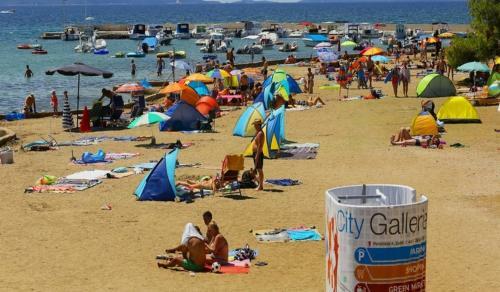 Happy Home Caravans-with Air Conditioner