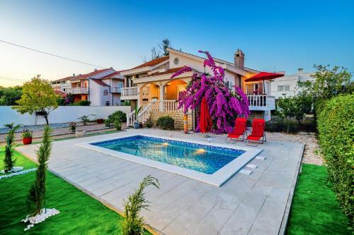 Holiday Home Sokolar