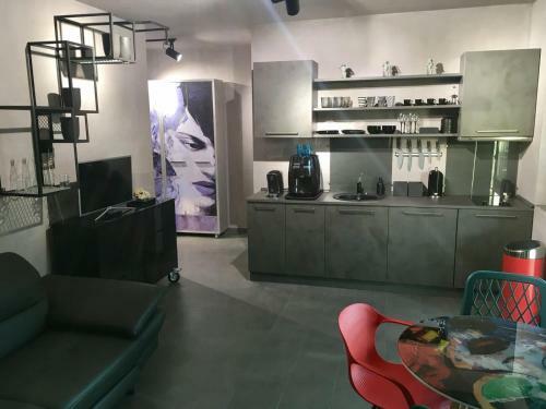 Apartment Cubic Gray