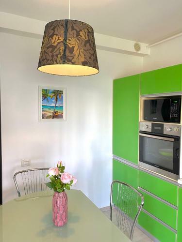 Blue Summerland Apartments