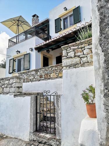 Katouni Bridge Villa