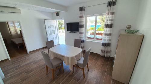 Apartments Simuni 66