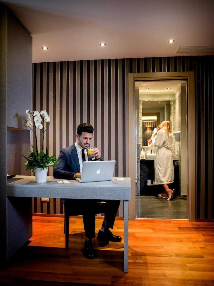 Callistos Hotel