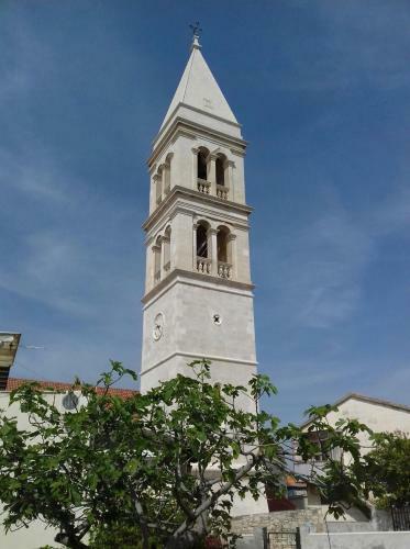 Hostal Apartmani Neva Supetar