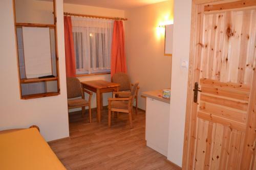 Hostal Dom Go?cinny Przysta?