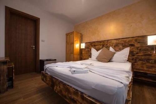 Hostal Camere De Inchiriat Nicoleta