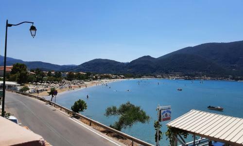 Maistros Seafront Apartment