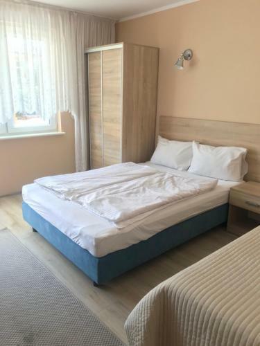 Pokoje I Apartamenty "iza"