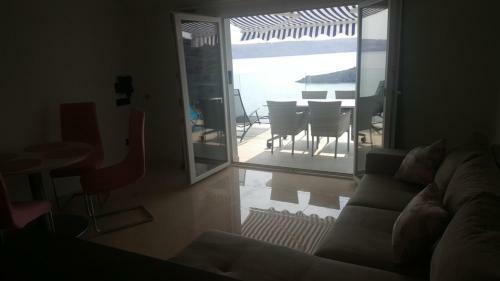 Apartamentos Mayana