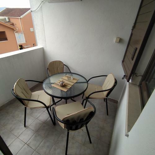 M&n Apartments