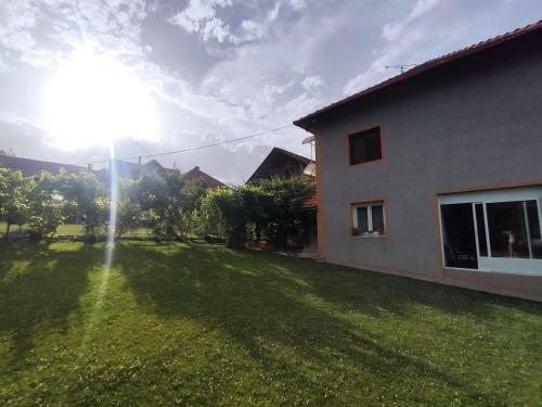 Hostal Konak Mali Raj