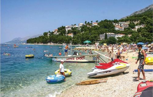Amazing Apartment In Krvavica With