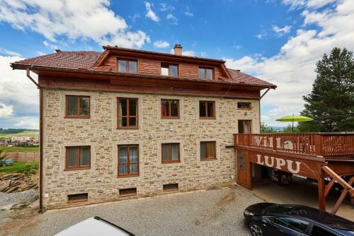 Bed & Breakfast Villa Lupu